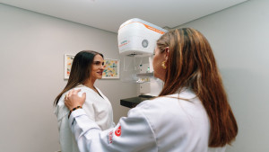 Dia Nacional da Mamografia: exame tem papel central no diagnóstico precoce do câncer de mama