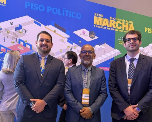 Presidente da Câmara de Camaçari participa da XXVII Marcha a Brasília em Defesa dos Municípios