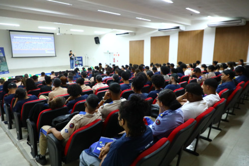 Programa gratuito vai capacitar 130 jovens empreendedores em 2026